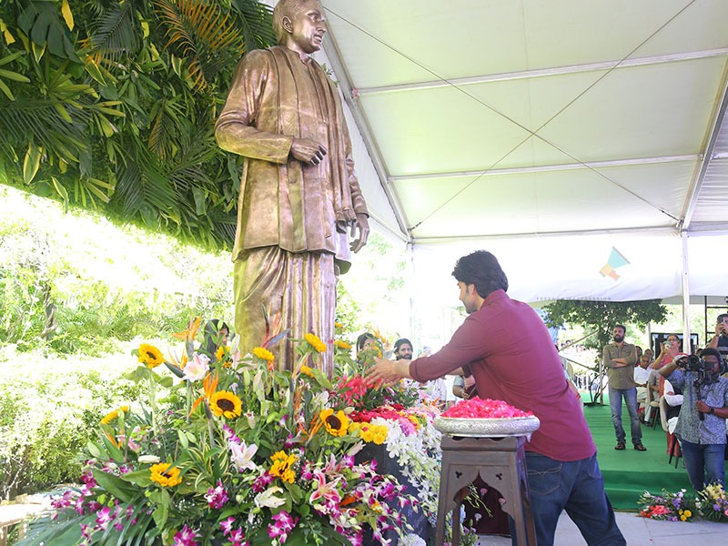 Akkineni Nageswara Rao garu’s statue Set_2